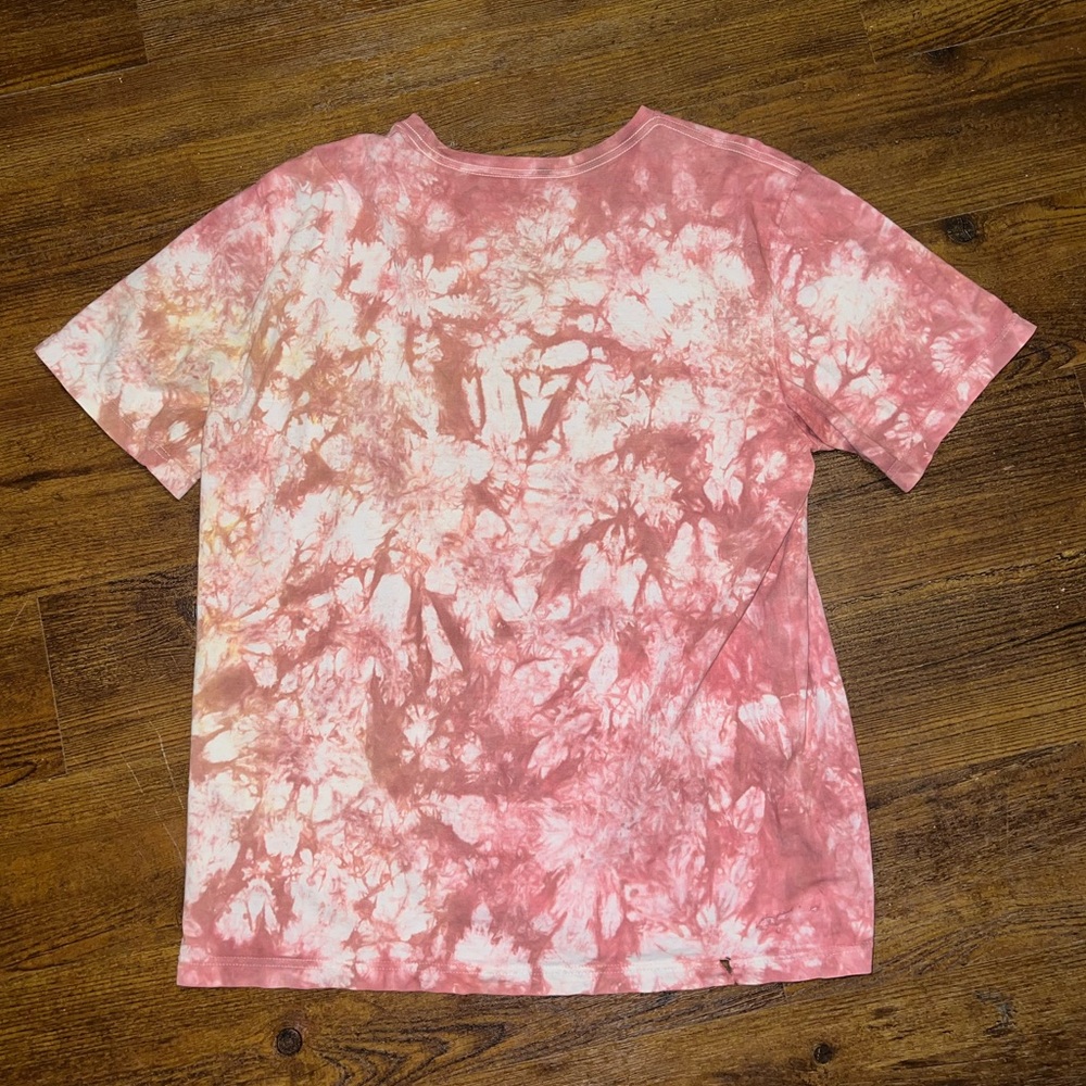 Nike Brown Red Tie-Dye Graphic Yellow Swoosh Logo Short Sleeve Shirt Size XL - Picture 2 of 10